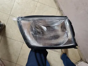 Headlight Nissan Vannette