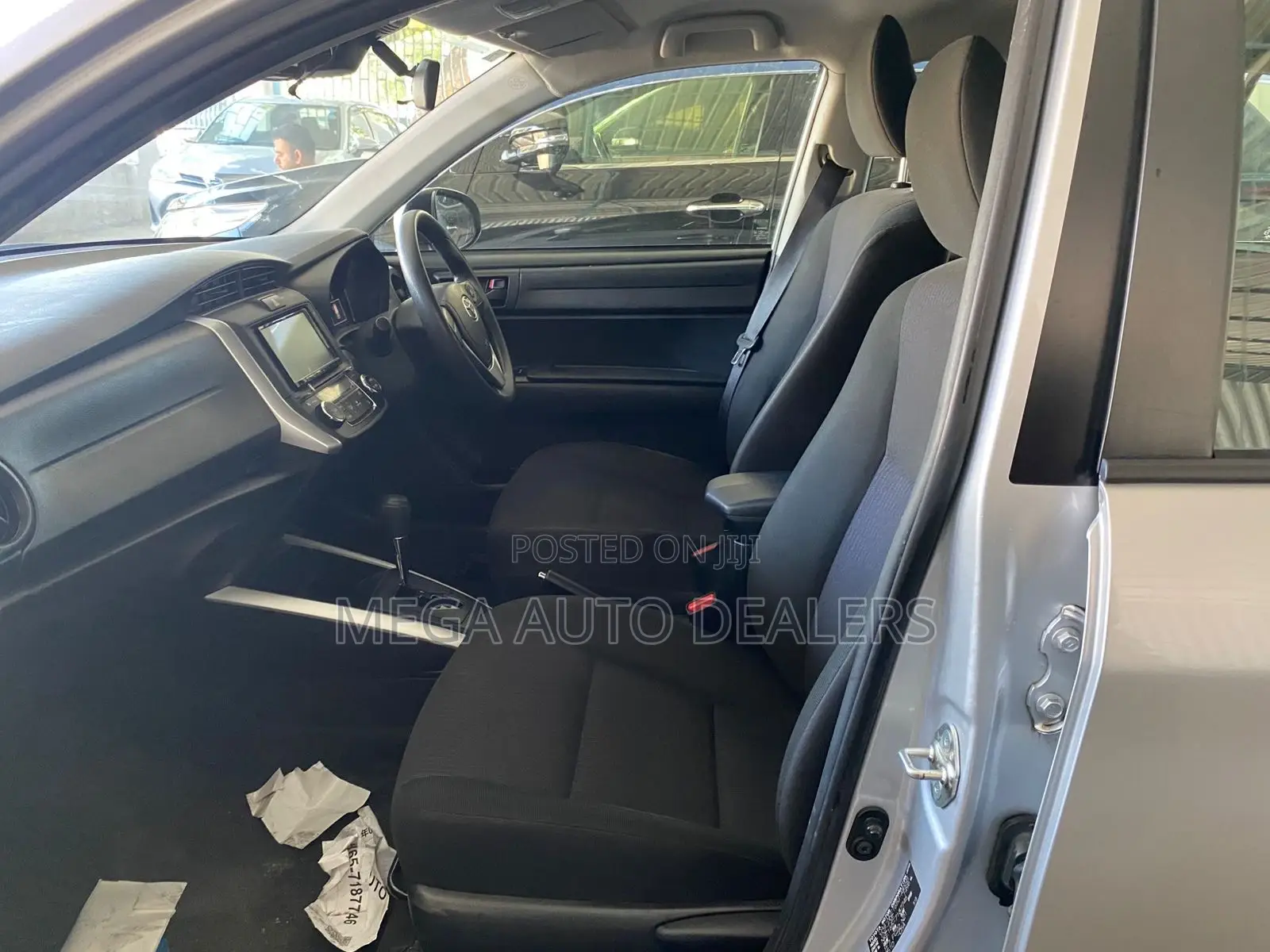 Toyota Corolla Fielder 2018 Silver