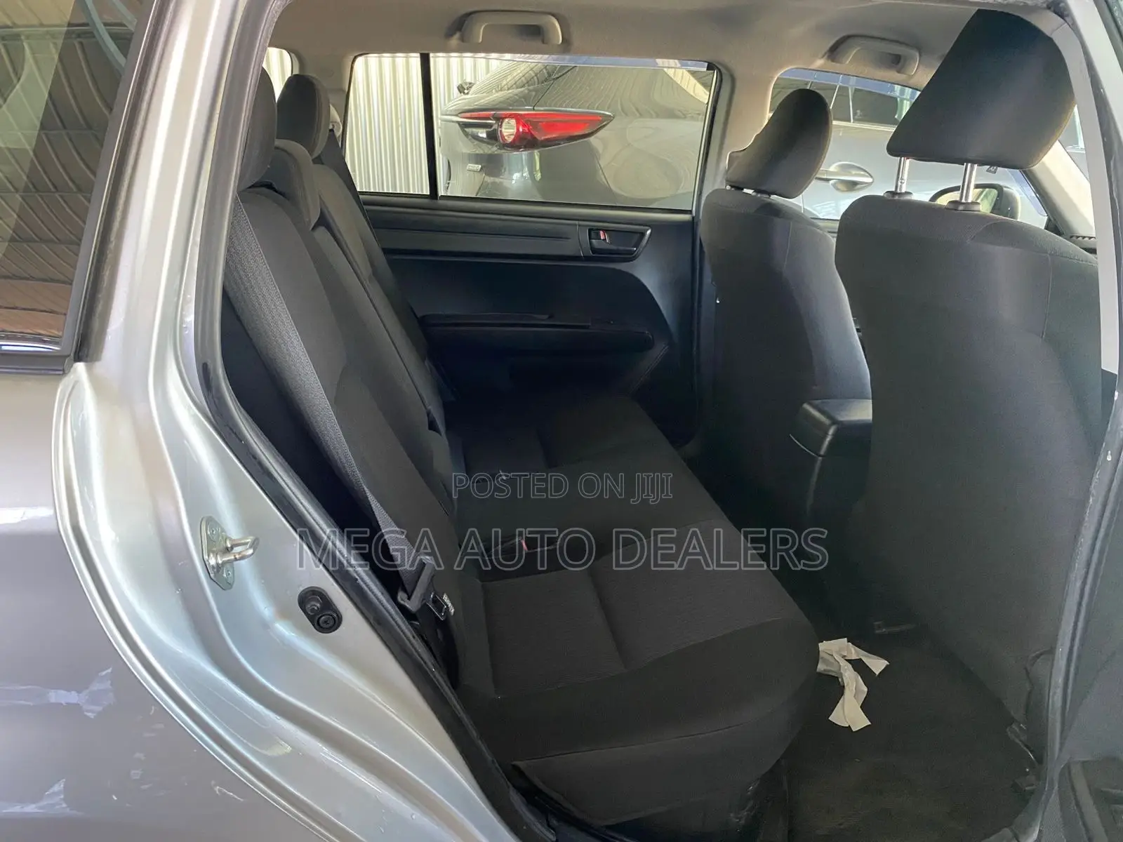 Toyota Corolla Fielder 2018 Silver