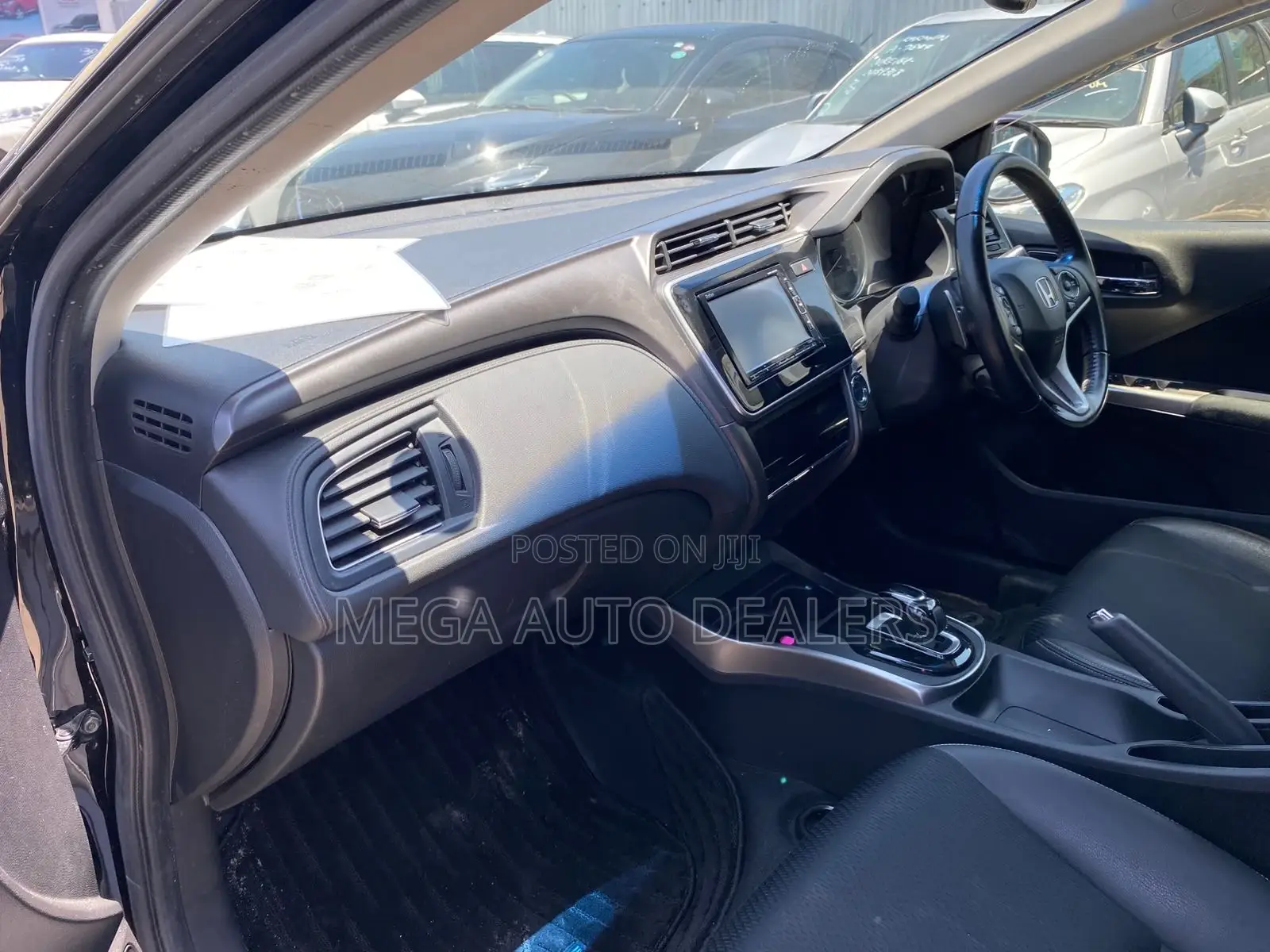 Honda Grace 2018 Black