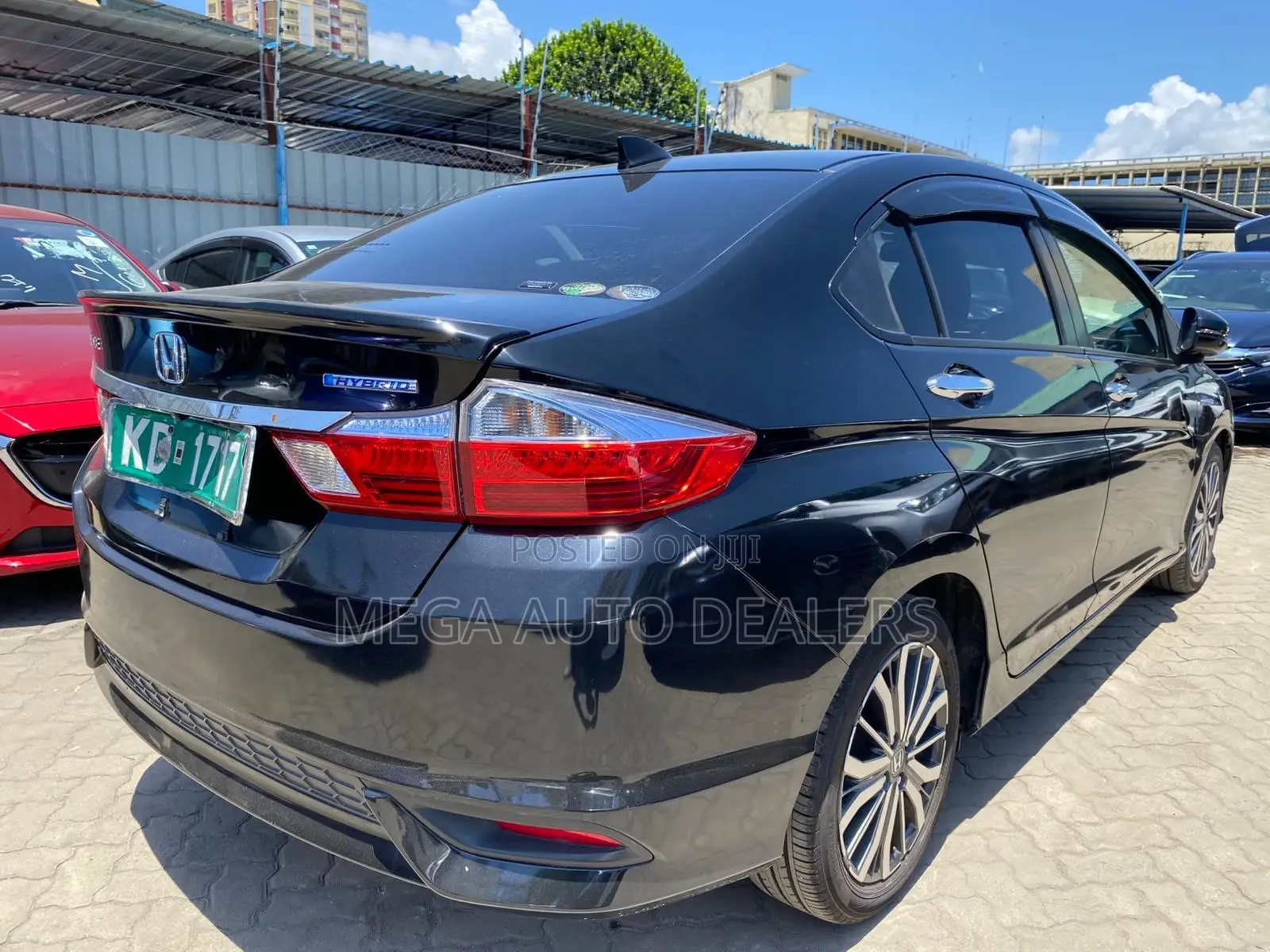 Honda Grace 2018 Black