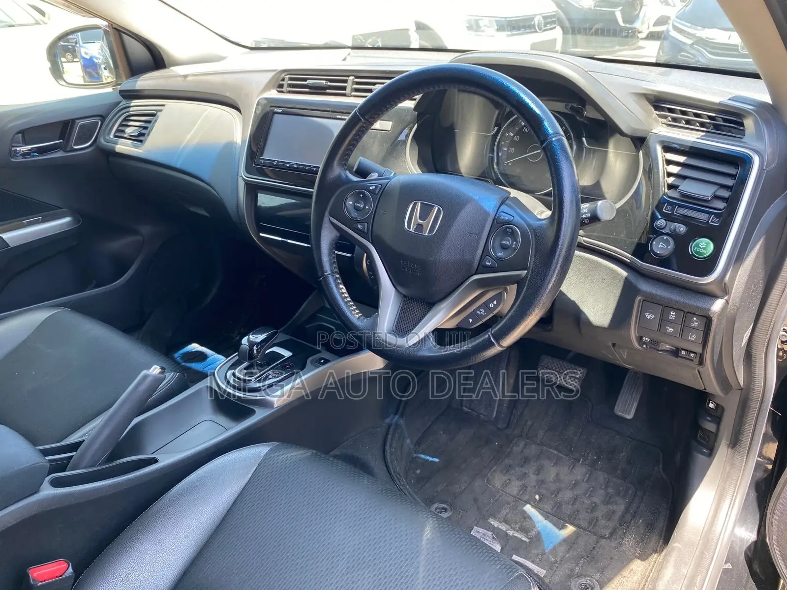 Honda Grace 2018 Black