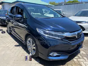 Honda Fit Shuttle 2018 Blue