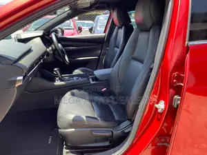 Mazda 3 2018 Red