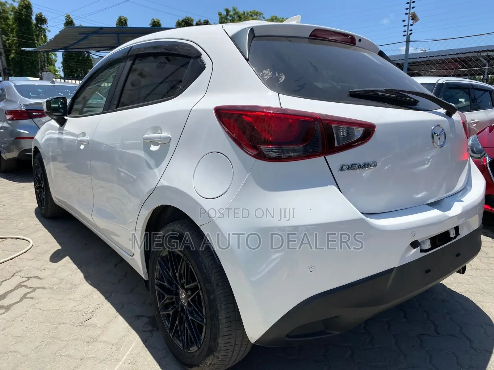 Mazda Demio 2018 White