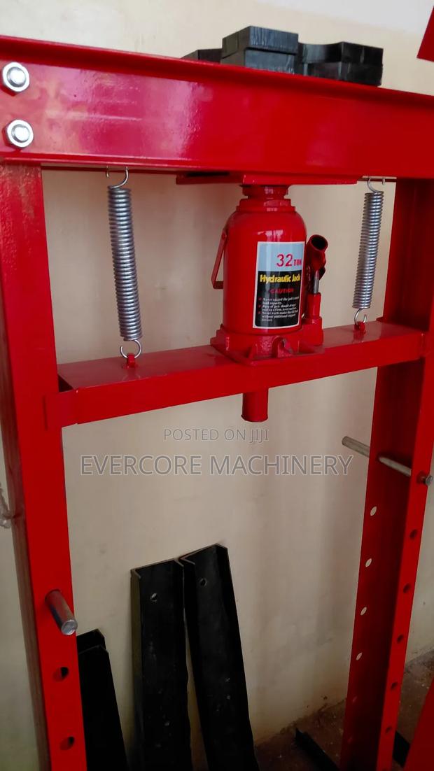 Commercial 32tonne Hydraulic Bush Press Machine Manual. - thumbnail 2