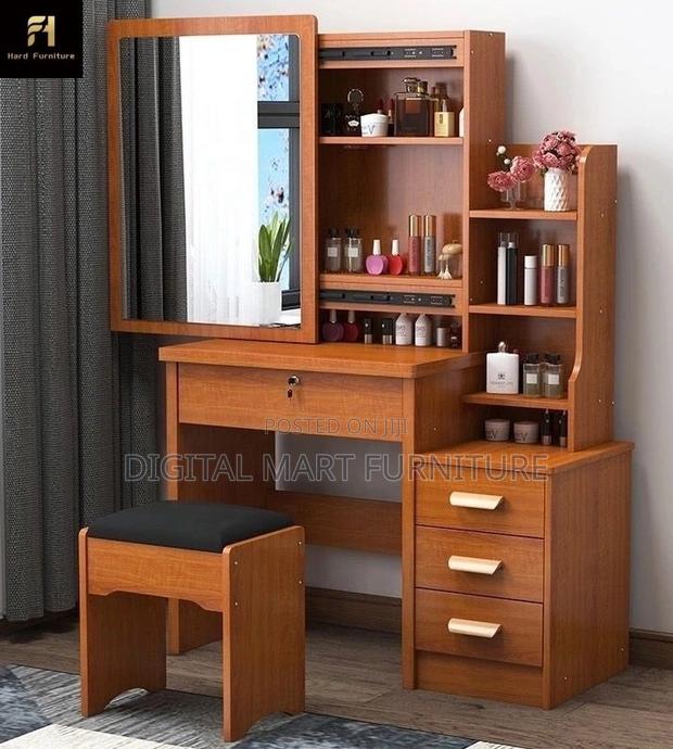 Dressing Table : Brown Dressing Table Without Light