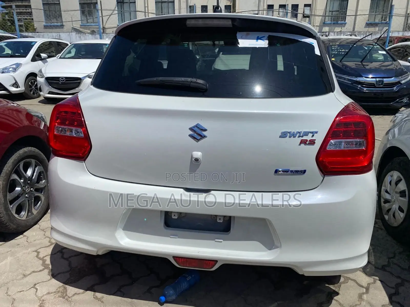 Suzuki Swift 2018 White