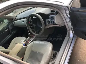 Mercedes-Benz E200 2001 Silver