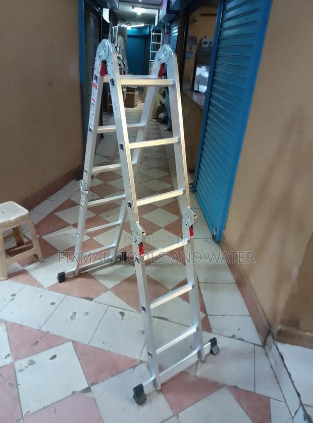 Commercial Aluminum Ladder 3*4 Folding 12 Ft Long 150 Kg Capacity Hold