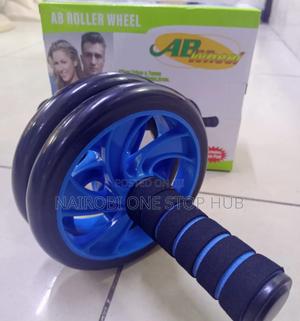 Ab Wheel Roller With Non Slip Handles - thumbnail 2