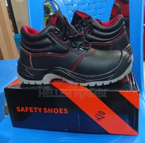 Knicker Safety Boots