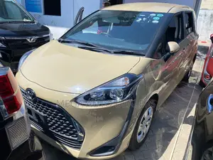 Toyota Sienta 2019