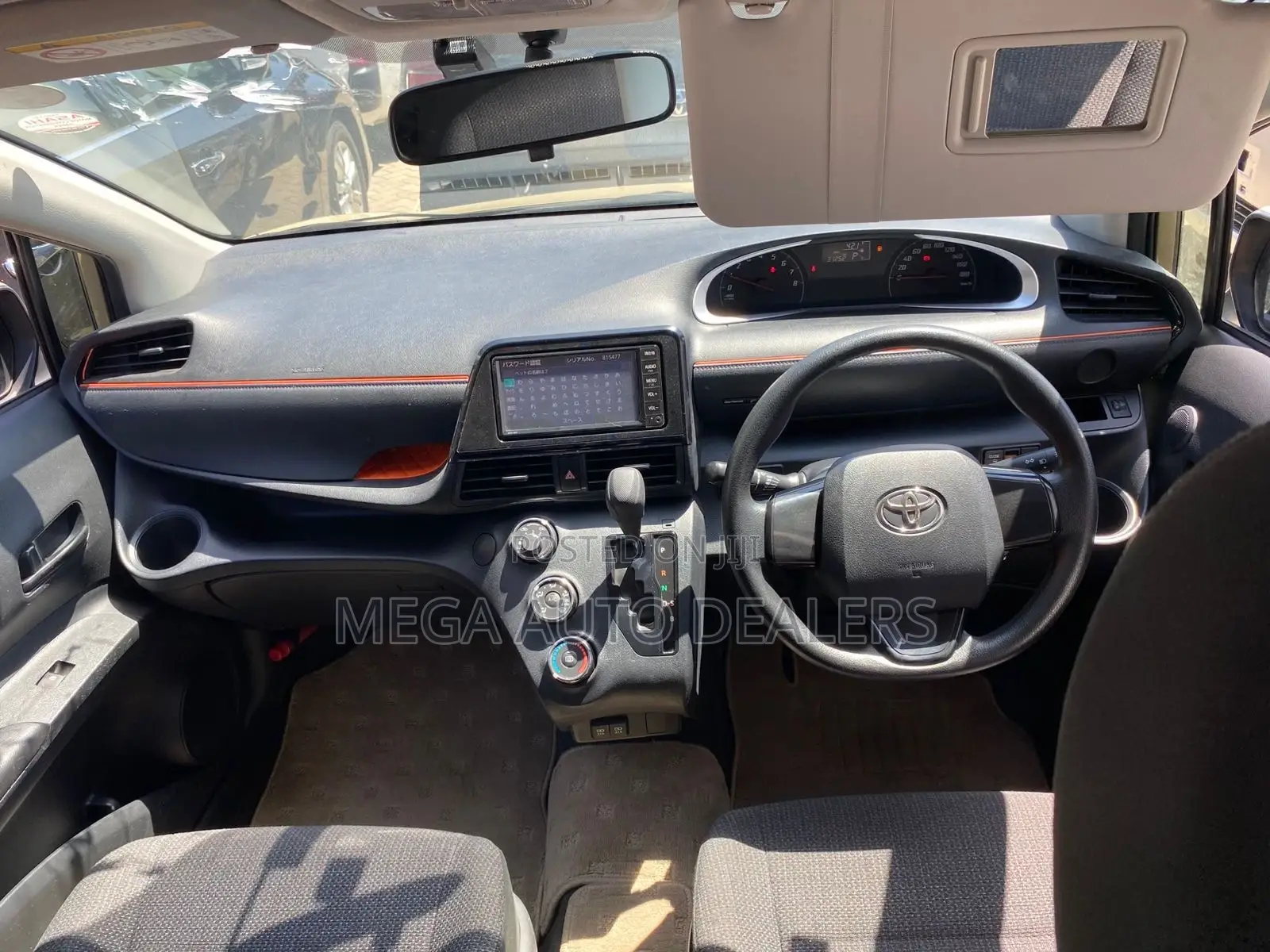 Toyota Sienta 2019