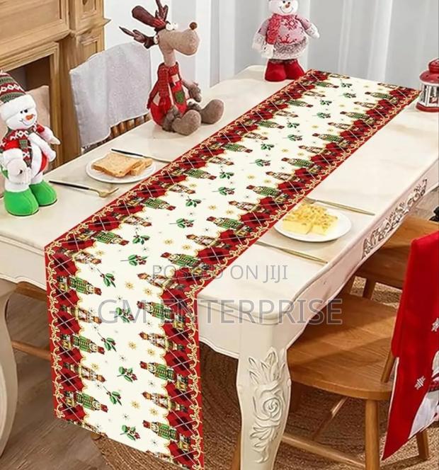 *Christmas Mini Table Runner