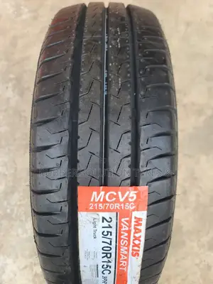 215/70 R15 C Maxxis Tyres M.C.V5 Vansmart