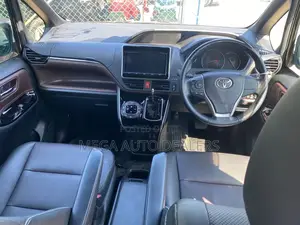 Toyota Esquire 2018 Black