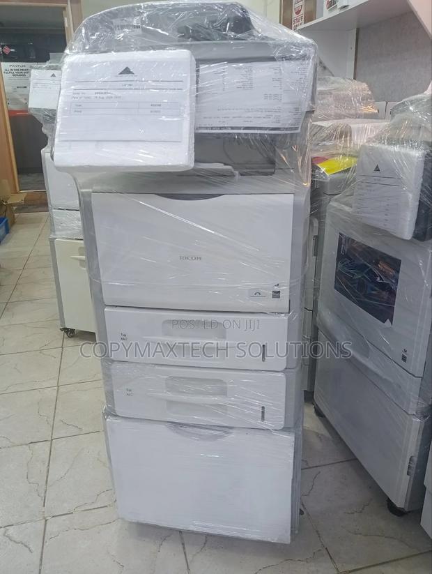 Ricoh Sp5210sr Copier Machine - main view