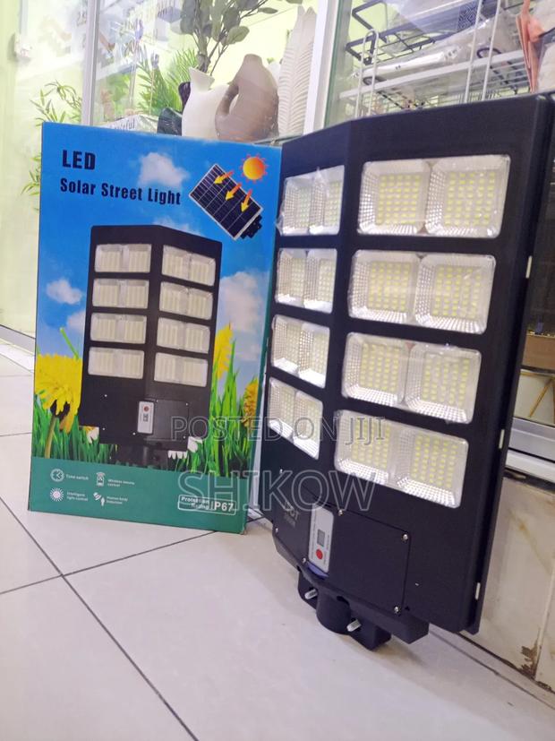2000w High-Power Led Solar Street Light With Motion Sensor - main view