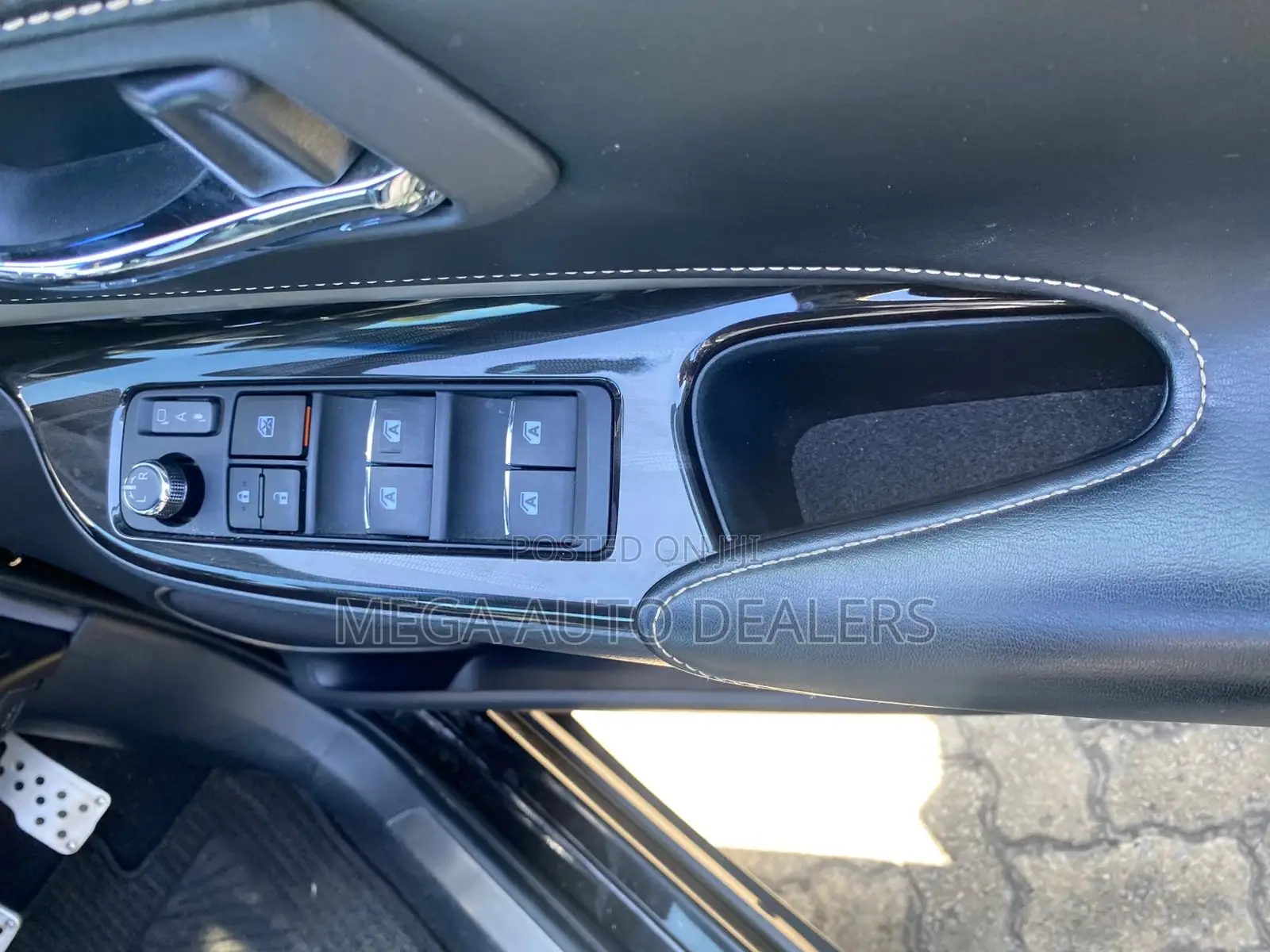 Toyota Harrier 2018 Black