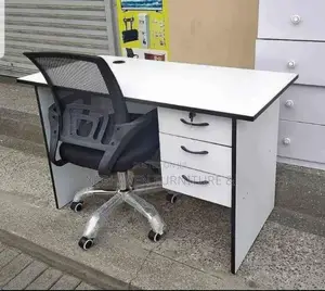 Office Desk With Drawers and Storage Compartments