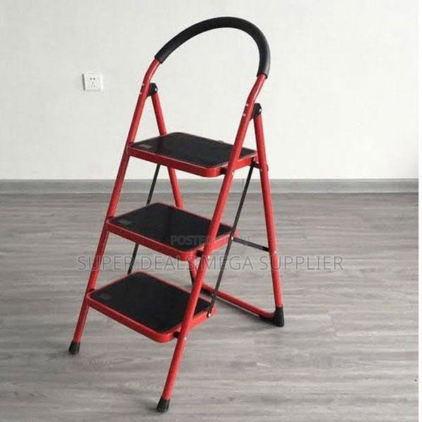 Folding 3 Step Ladder | Lightweight Kitchen Step Stool, Anti-Slip