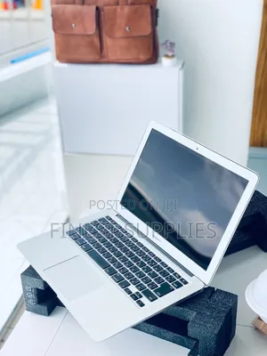 Laptop Apple MacBook Air 2015 8GB Intel Core I5 SSD 128GB