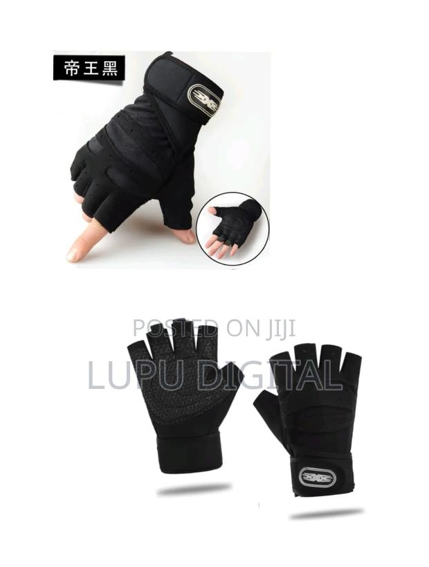 Gym Gloves for Weight Lifting