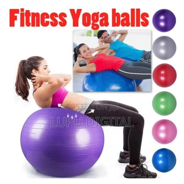 *Anti Burst Exercise Yoga Ball With Free Pump*
Colors - Blue, Purple