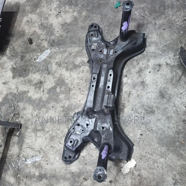 Toyota Ractis Crossmember