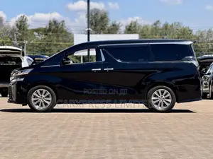 Toyota Vellfire 2017 Black