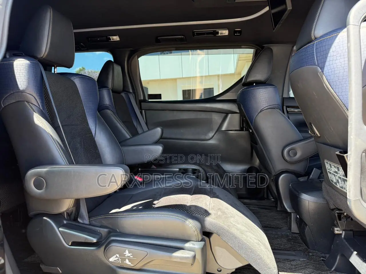 Toyota Vellfire 2017 Black