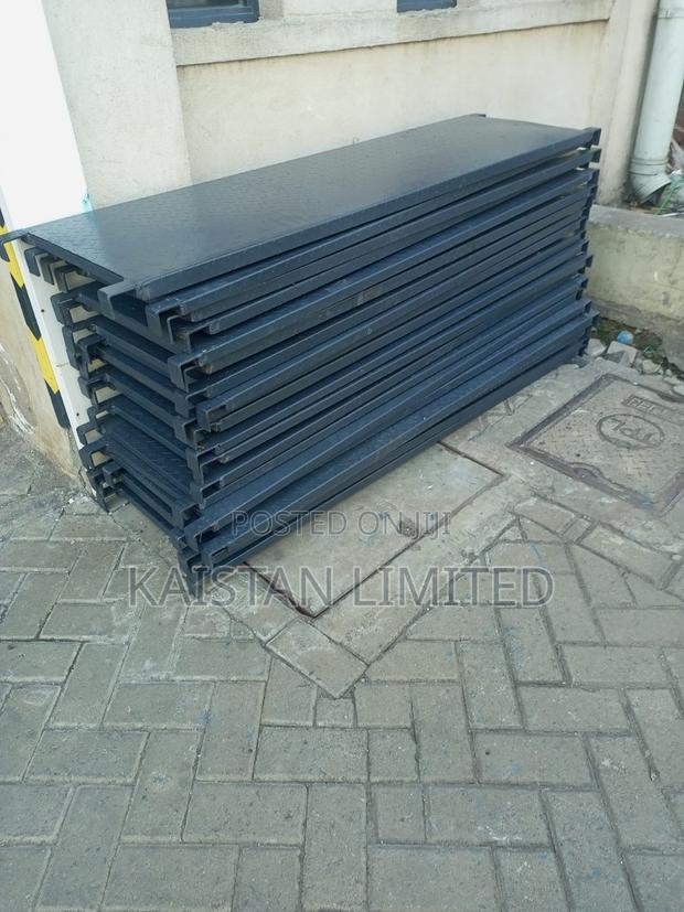 Scaffolding Centering Plates/Interlocking Steel Walking Plates - thumbnail 2