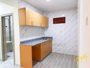 Studio Apartment - thumbnail 2