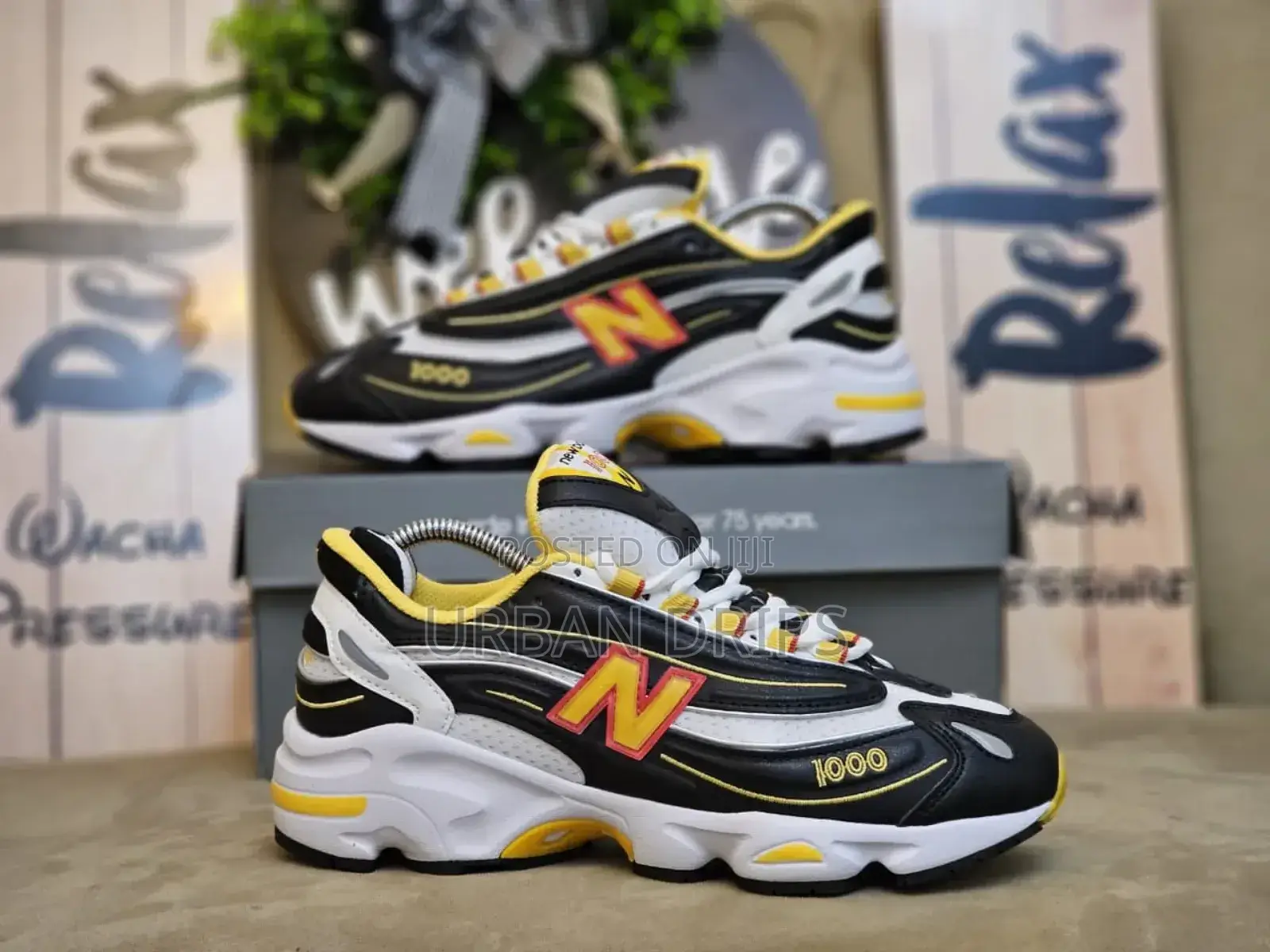 New Balance 1000