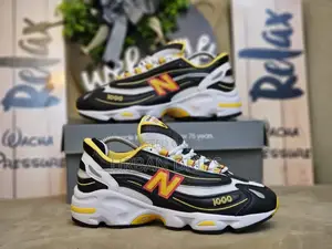 New Balance 1000