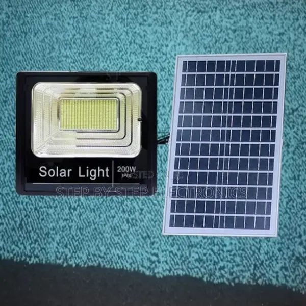 200w Solar Flood Light With Inbuilt Battery Dusk to Dawn Sensor