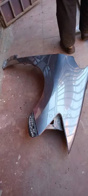 Toyota Auris 2010 Wing/Fender