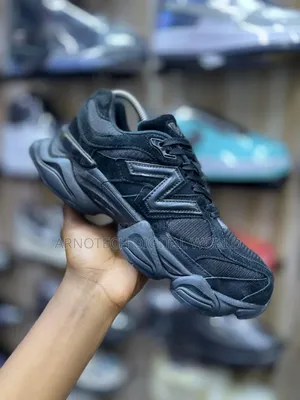 N Fashion Lace Up Sneakers