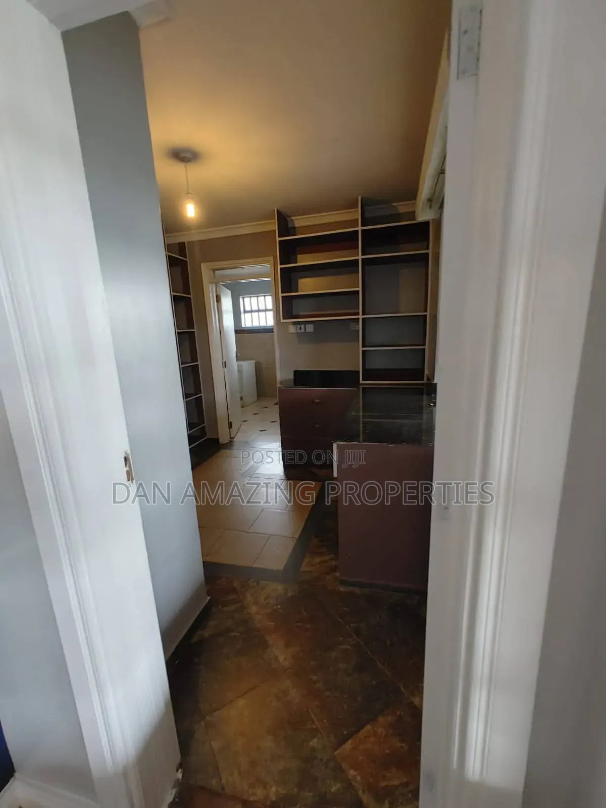 4bdrm Maisonette in Kikuyu On 1/2 Acre, Muguga for rent