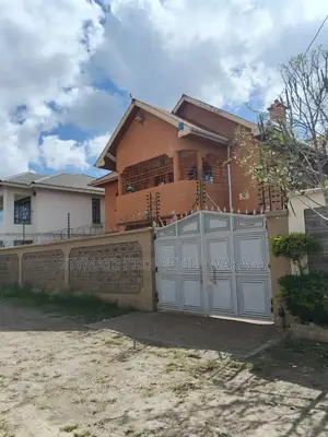 4bdrm Maisonette in Mt Kenya Court, Kamakis for sale