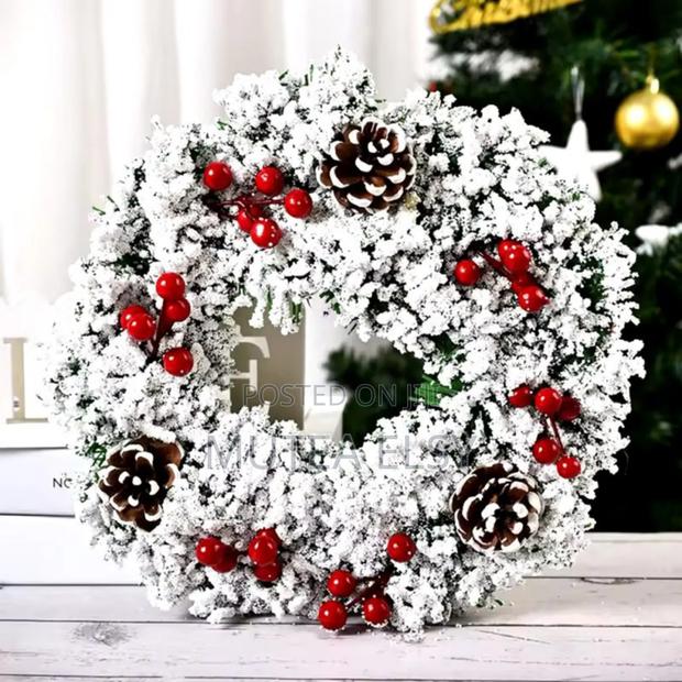 White 32 Cm Snow Flocked Front Door Christmas Wreath - main view
