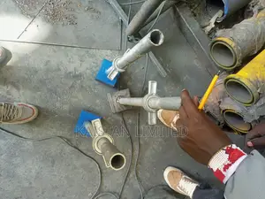 Heavy Duty Scaffolding Base Jack Adjustable To 600mm By Rotating