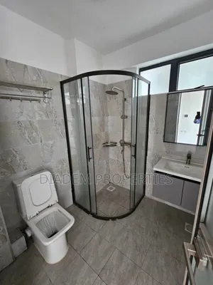 2bdrm Apartment in Valley Arcade for rent