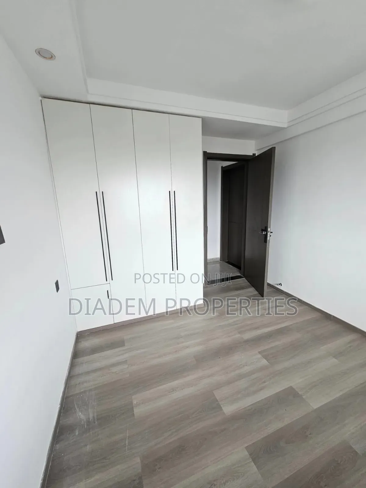 2bdrm Apartment in Valley Arcade for rent