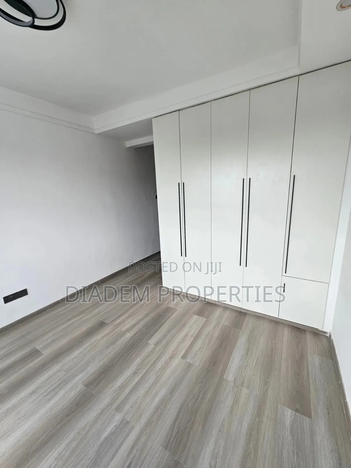 2bdrm Apartment in Valley Arcade for rent