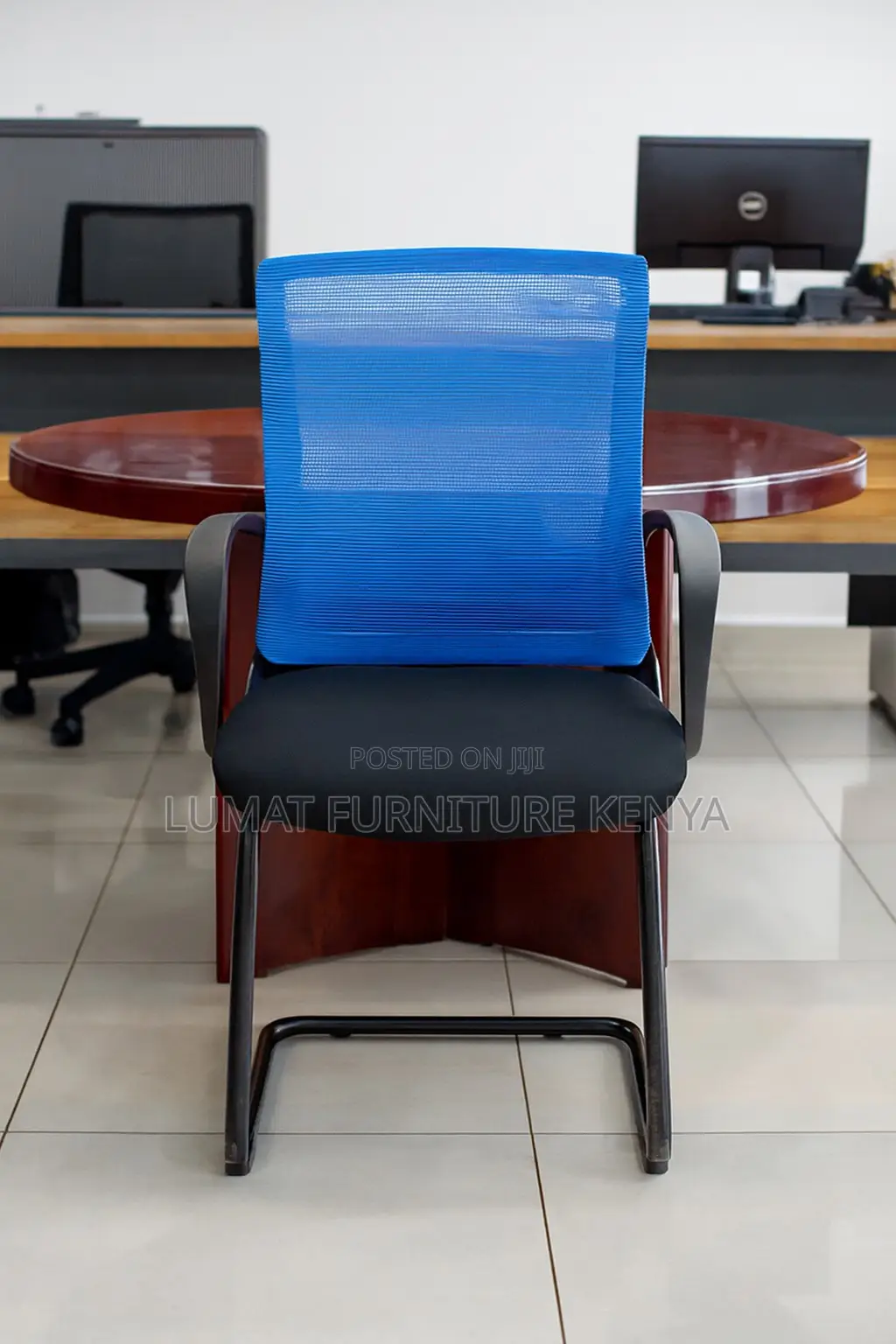 Blue Office Waiting Chai