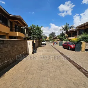 5bdrm Townhouse / Terrace in Lavington for rent