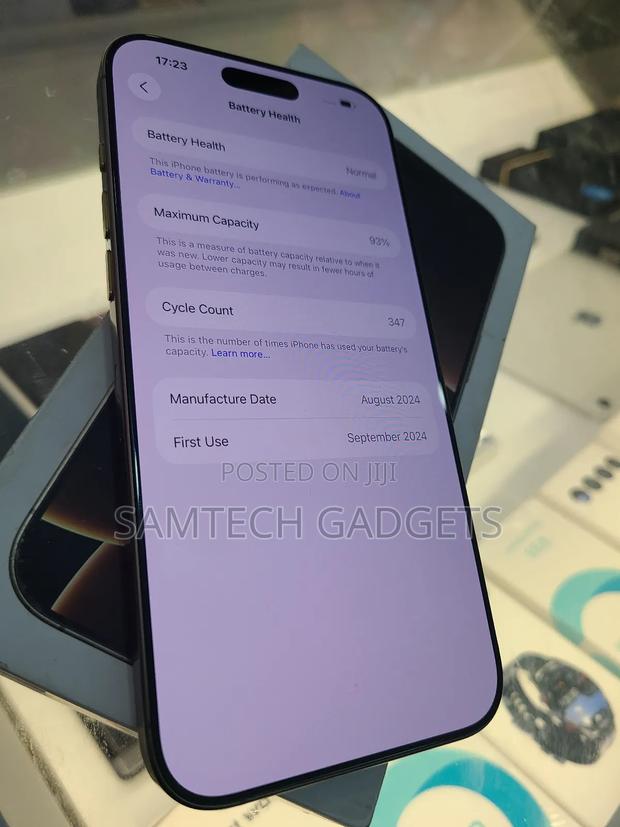 Apple iPhone 16 Pro Max 256 GB Gold - thumbnail 4