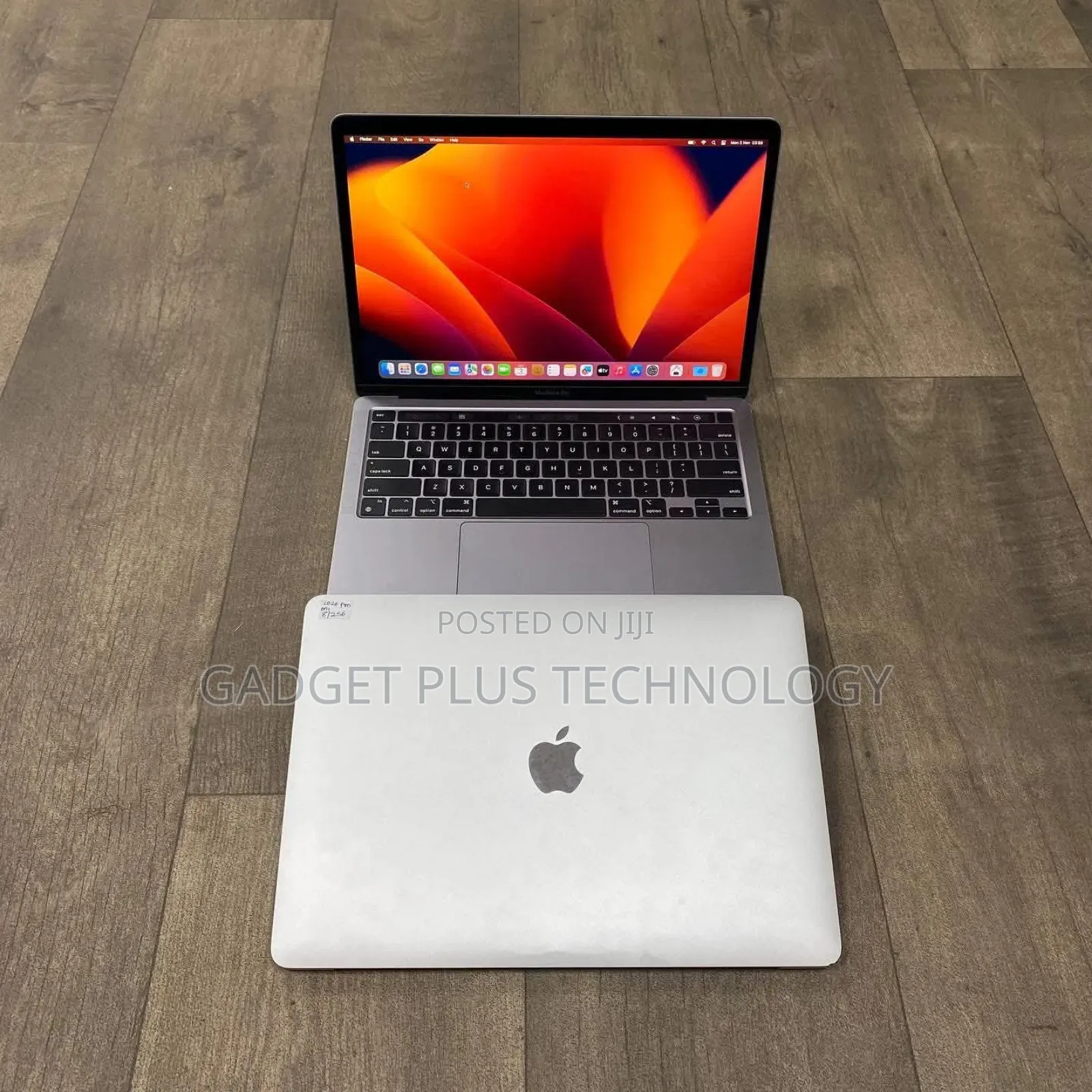 Laptop Apple MacBook Pro M1 16GB Apple M1 Pro SSD 256GB